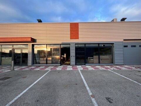   CELLULE COMMERCIALE 