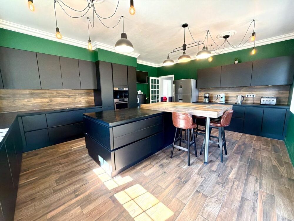 Vente Propriété/Château Propriete à vendre 15 pièces  (56) Cleguer