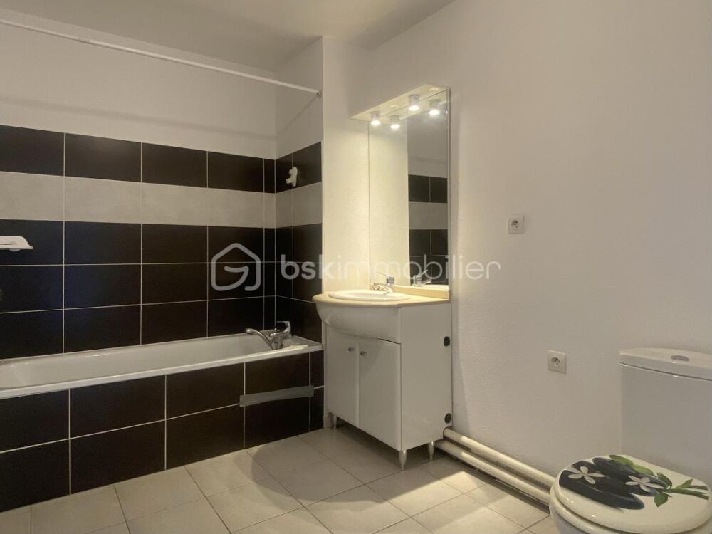 Vente Appartement Appartement 1 chambre - Grand Balcon - Parking et Piscine Lormont