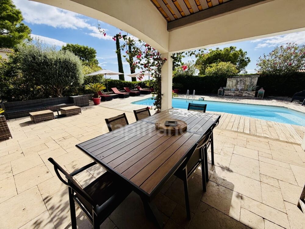 à vendre  Maison Cagnes-sur-Mer (06800)