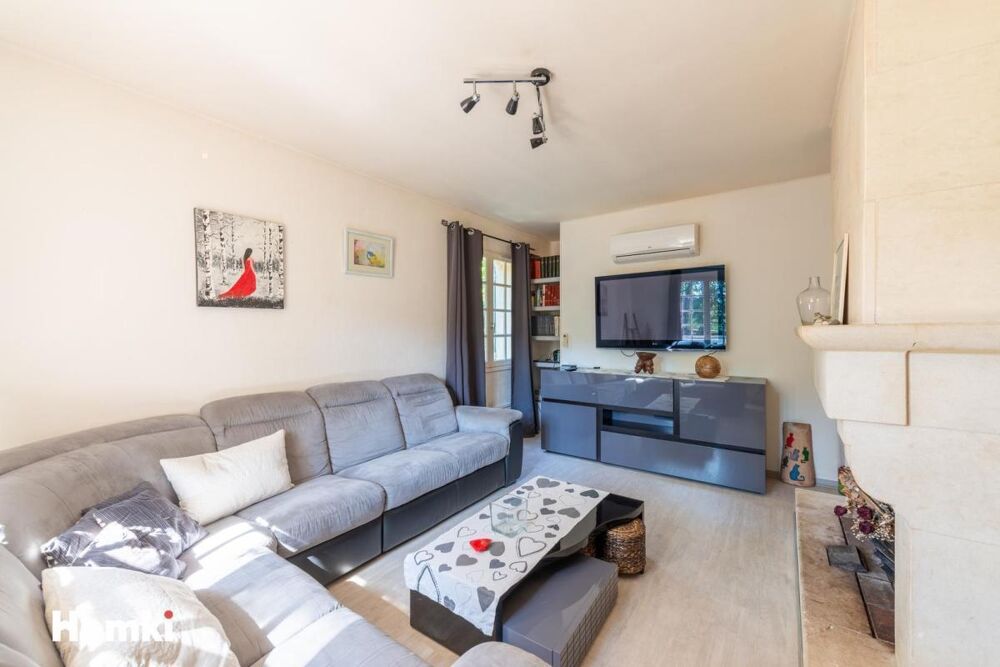 Vente Maison Maison/Villa T7 de 176 m² à Suze-la-Rousse 26790 Suze la rousse