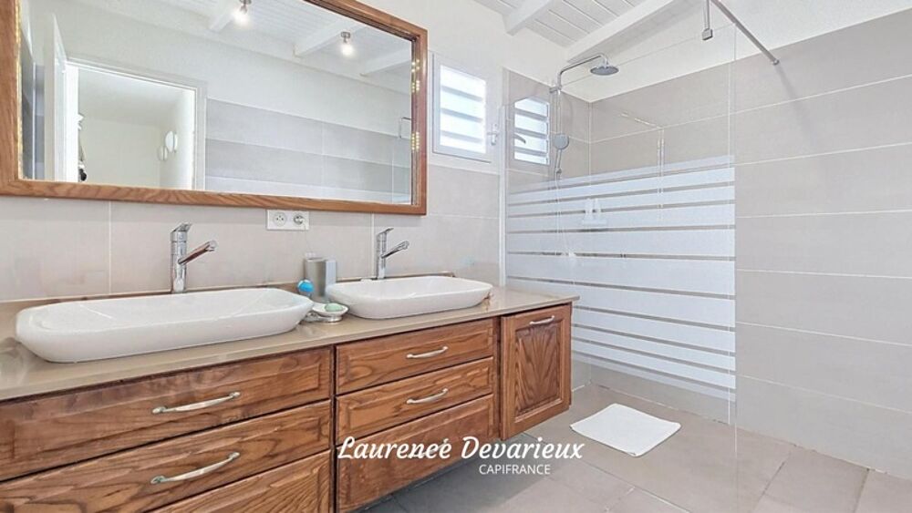 � vendre  Villa Saint-Fran�ois (97118)
