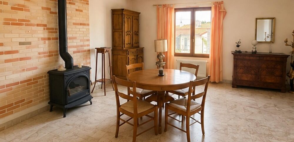 Vente Maison Maison à vendre 5 pièces MORTAGNE SUR SEVRE (85) Mortagne sur sevre