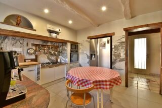  Maison � vendre 8 pi�ces 210 m�