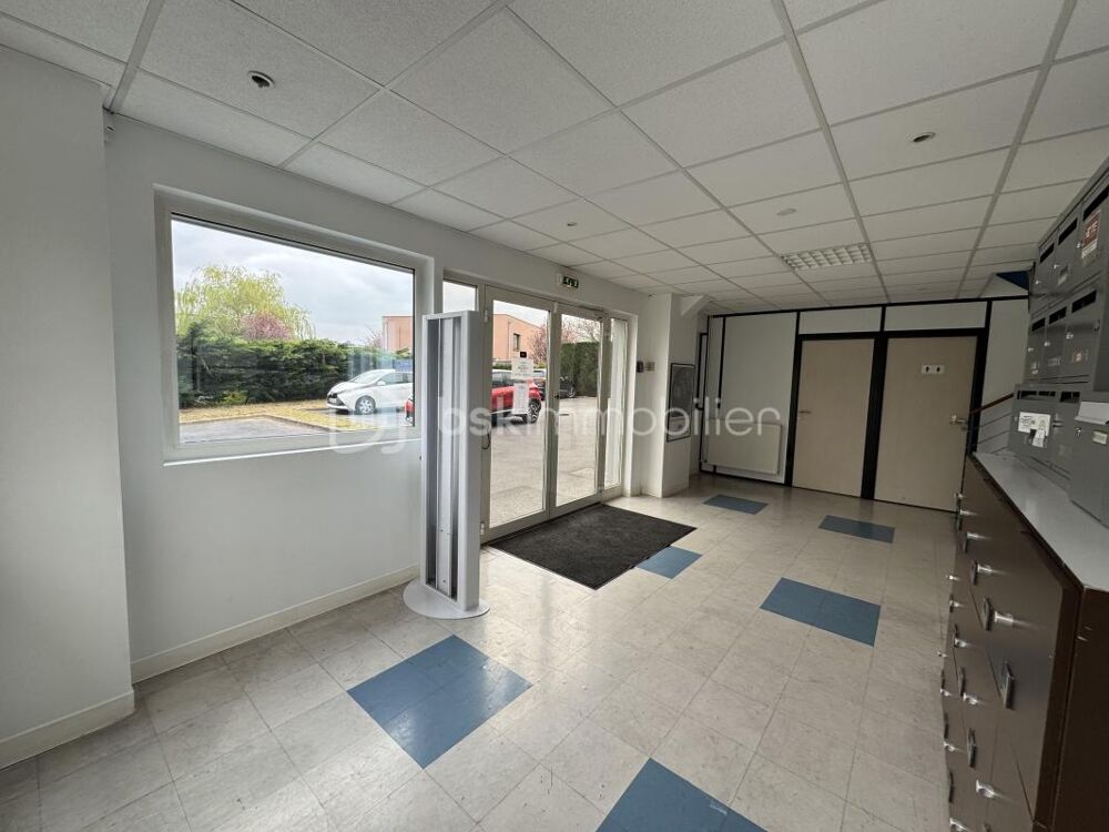   Bureau de 110 m² Bailly romainvilliers