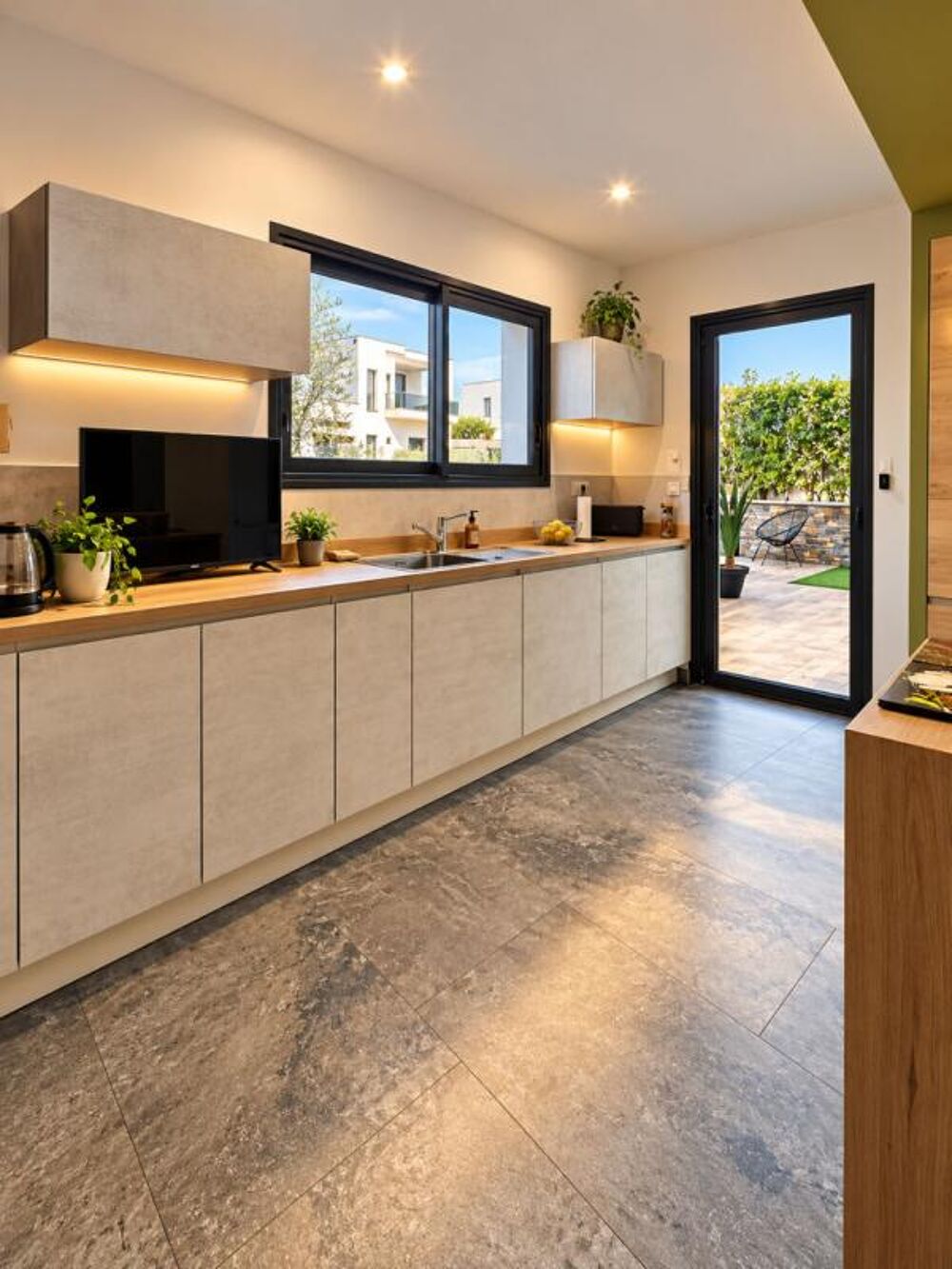 Vente Maison Villa contemporaine aux prestations haut de gamme 142 m² ? Piscine ? À seulement 1 km des plages Serignan