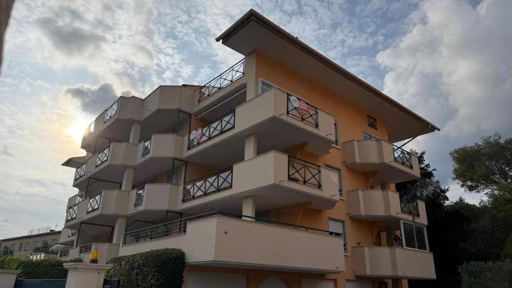 à vendre  Appartement Agay (83530)