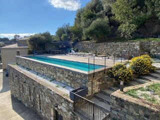  Maison  vendre 6 pices 240 m