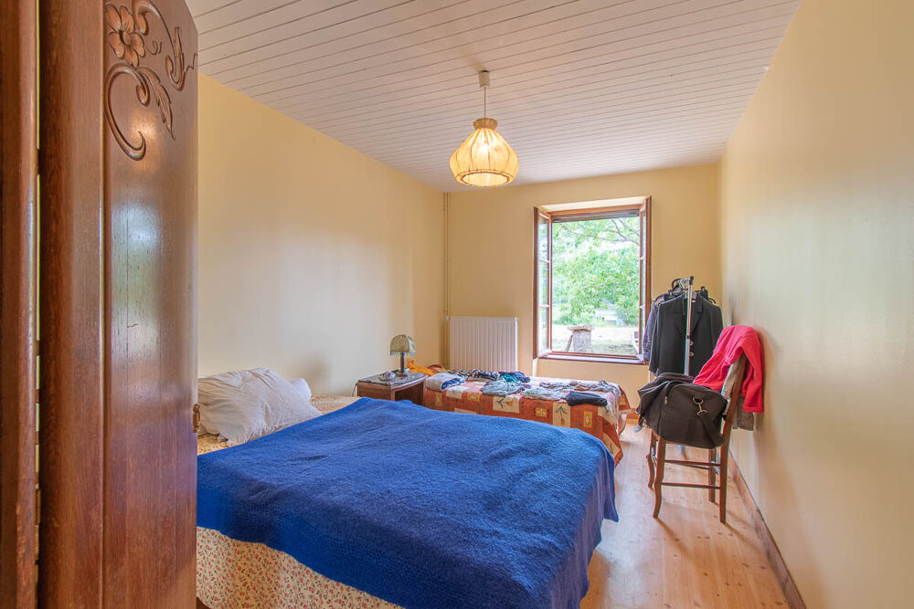 � vendre  Propri�t�/ch�teau Boussac (23600)