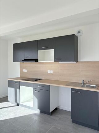  Appartement � louer 4 pi�ces 86 m�