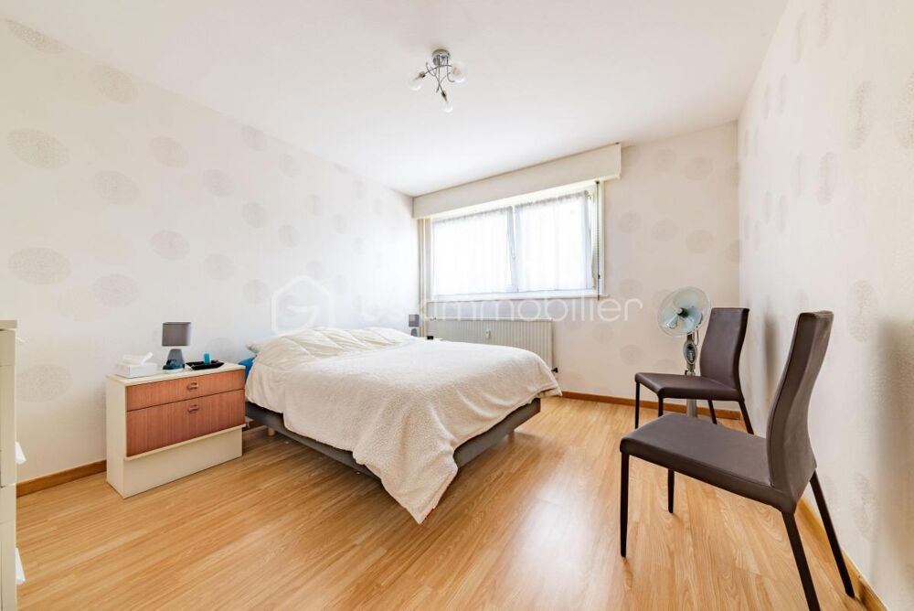 Vente Appartement APPARTEMENT 3 PIECES BALCONS CAVE STATIONNEMENT Metz