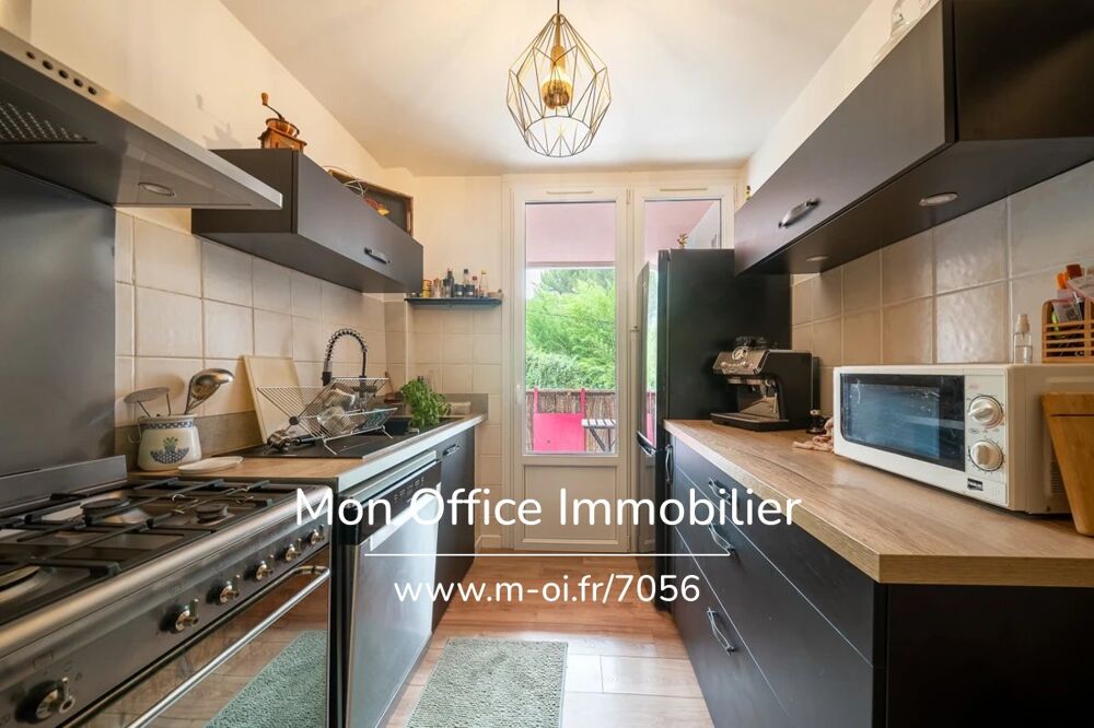 Vente Appartement Référence : 7056-PEL - Appartement 3 pièces Aix en provence