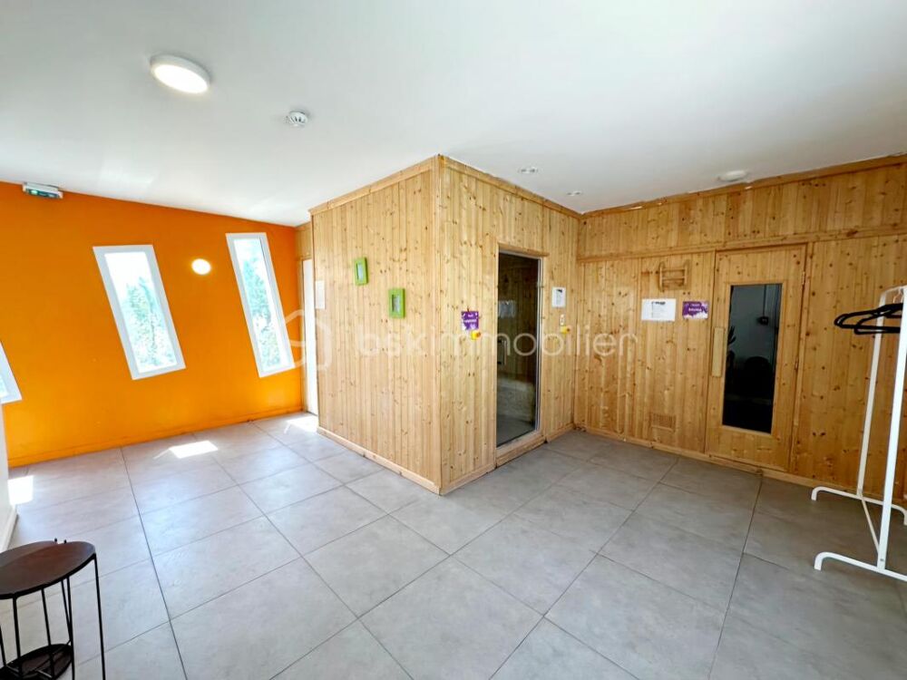 EN EXCLUSIVITE - PISCINE - INVESTISSEUR