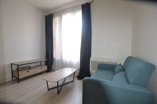  Appartement à louer 1 pièce 28 m²