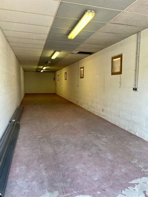   PONT SAINTE MAXENCE - LOCAL D'ACTIVITE 70 m² 