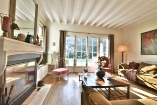  Maison à vendre 9 pièces 270 m²
