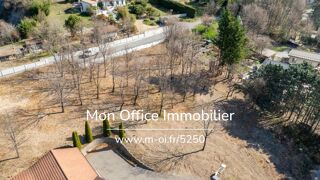  Terrain à vendre 5 pièces 879 m²