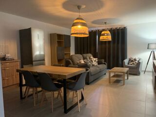  Appartement à louer 3 pièces 70 m²