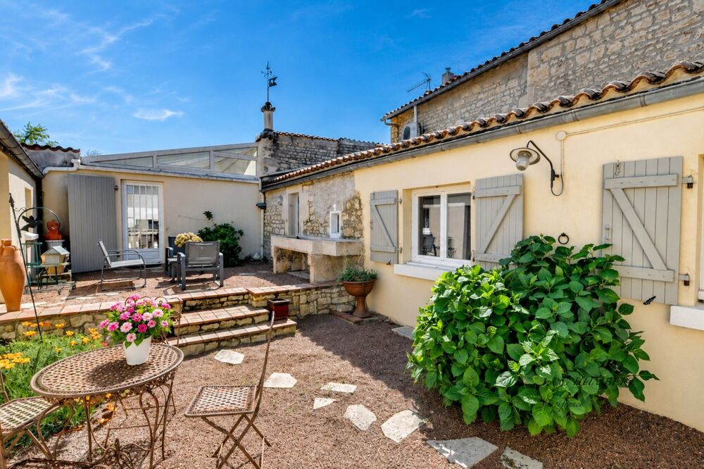 Vente Maison Maison de caractère-4ch+bur-à 500m de Fontenay (85) Fontenay le comte