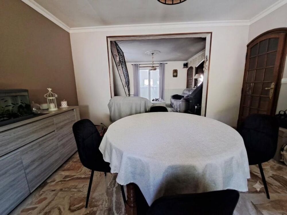 MAISON FAMILIALE 5 PIECES AVEC SOUS-SOL TOTAL - GUILLERVAL (91)