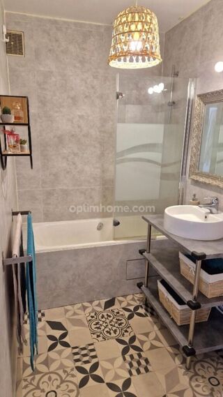  Appartement � vendre 3 pi�ces 65 m�