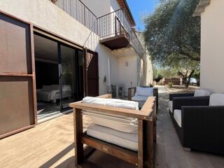  Maison � vendre 6 pi�ces 215 m�