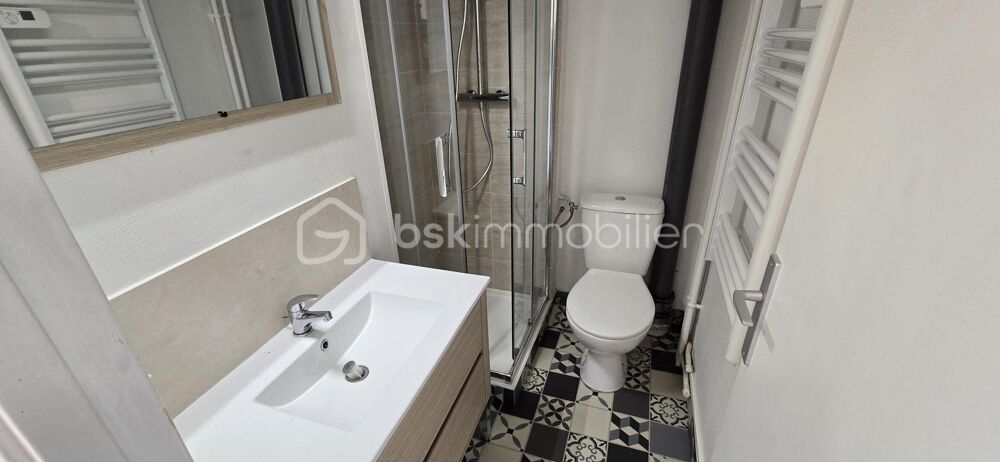 Location Appartement Studio meublé rénové de 14 m² Pau