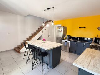  Maison  vendre 6 pices 217 m