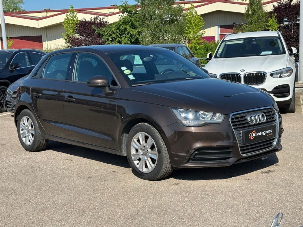A1 SPORTBACK 1.6 TDI 90 AMBIENTE S tronic 2013 occasion 78240 Chambourcy