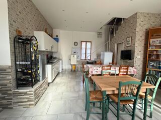  Maison  vendre 8 pices 175 m