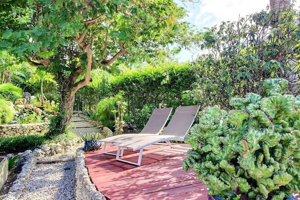 � vendre  Villa Sainte-Anne (97180)