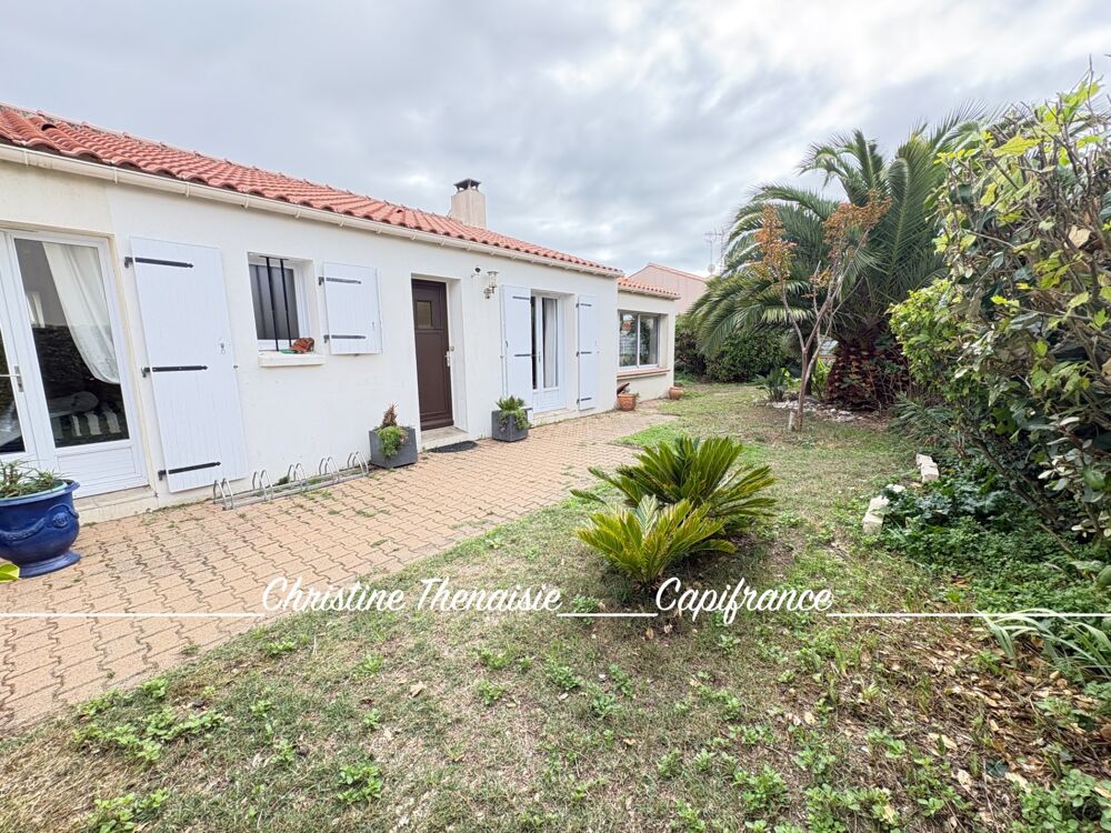 Vente Maison Maison à vendre Plain-Pied - 3 chambres - Garage - Piscine chauffée - Centre Ville SAINT GILLES CROIX DE VIE (85) Saint gilles croix de vie