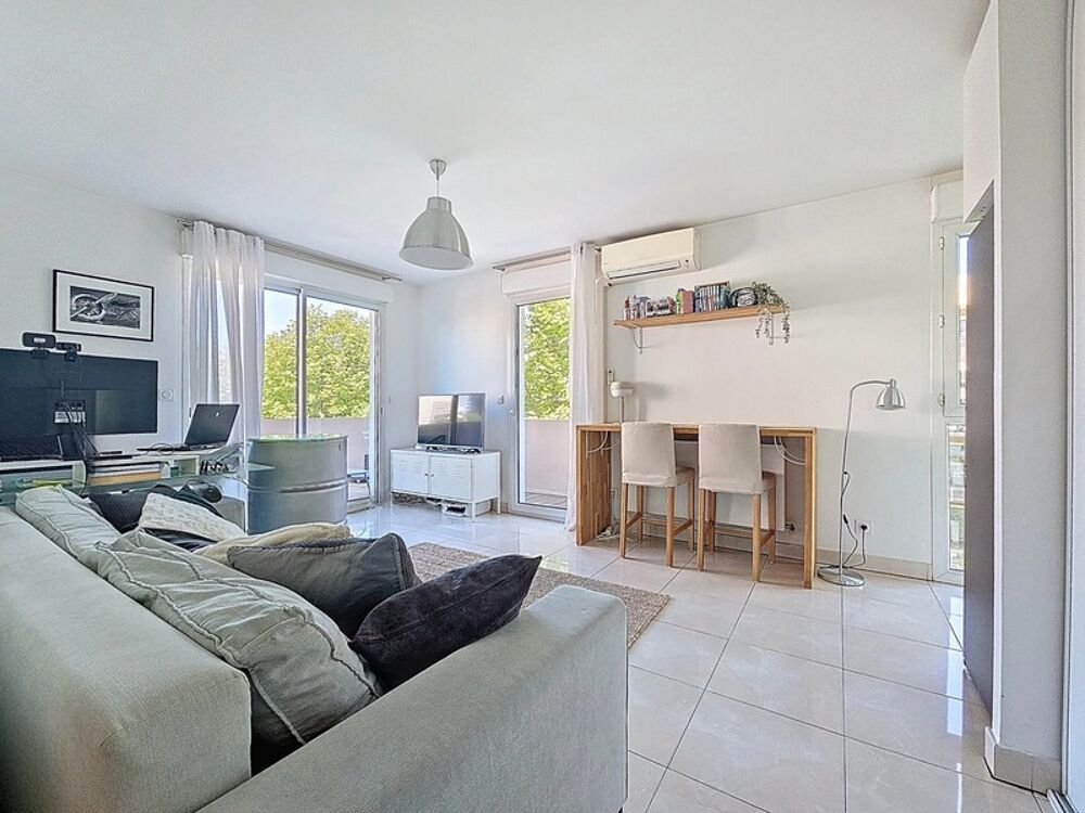 Charmant T2 avec balcon  Port Marianne - Montpellier