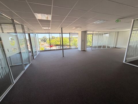 bureaux &agrave; vendre CHAPONOST (69) magnifique plateau de 160m2 dans l'immeuble LW1, face &agrave; la gare de Chaponost 490000 69630 Chaponost