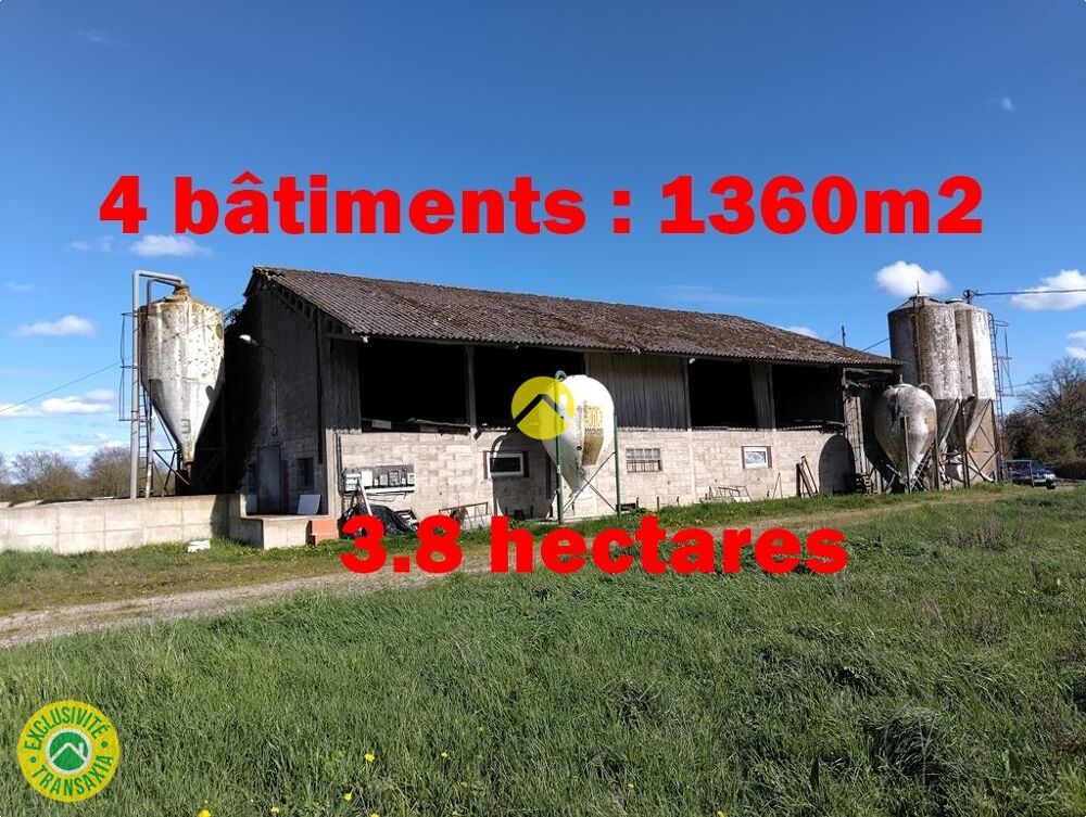   Bâtiments 1360m2  à côté de D1 
