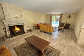  Villa à vendre 8 pièces 293 m²
