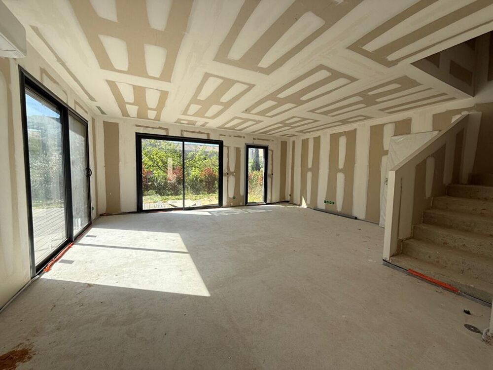 Villa Neuve- Les Lilas à Six-Fours-Les-Plages, à partir de 465 000 DERNIERS LOTS