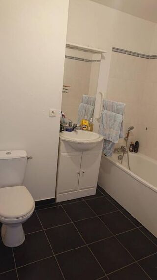  Appartement à louer 2 pièces 33 m²