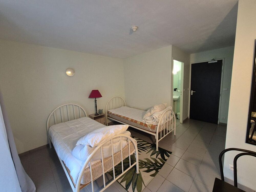   CORREZE - Local commercial Saint Yrieix Le Dejalat 848 m2 Saint yrieix le dejalat