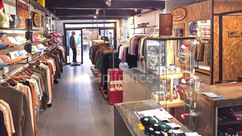 GARD (30) AIGUES-MORTES (30240) &agrave; vendre Fonds de commerce superbe magasin/boutique pr&ecirc;t &agrave; porter de 56 m 2 59000 30220 Aigues mortes