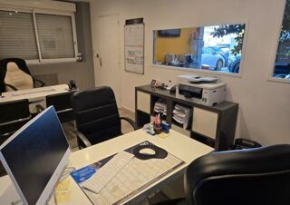   LOCAL COMMERCIAL / ENTREPÔT / GARAGE AVEC BUREAUX À LOUER / SECTEUR TOURS NORD 37 ) Notre dame d oe
