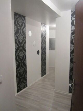 Appartement à louer 4 pièces 68 m²