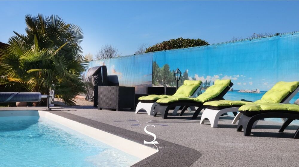 HOERDT - Maison avec piscine et véranda, à proximité de Strasbourg - À VENDRE