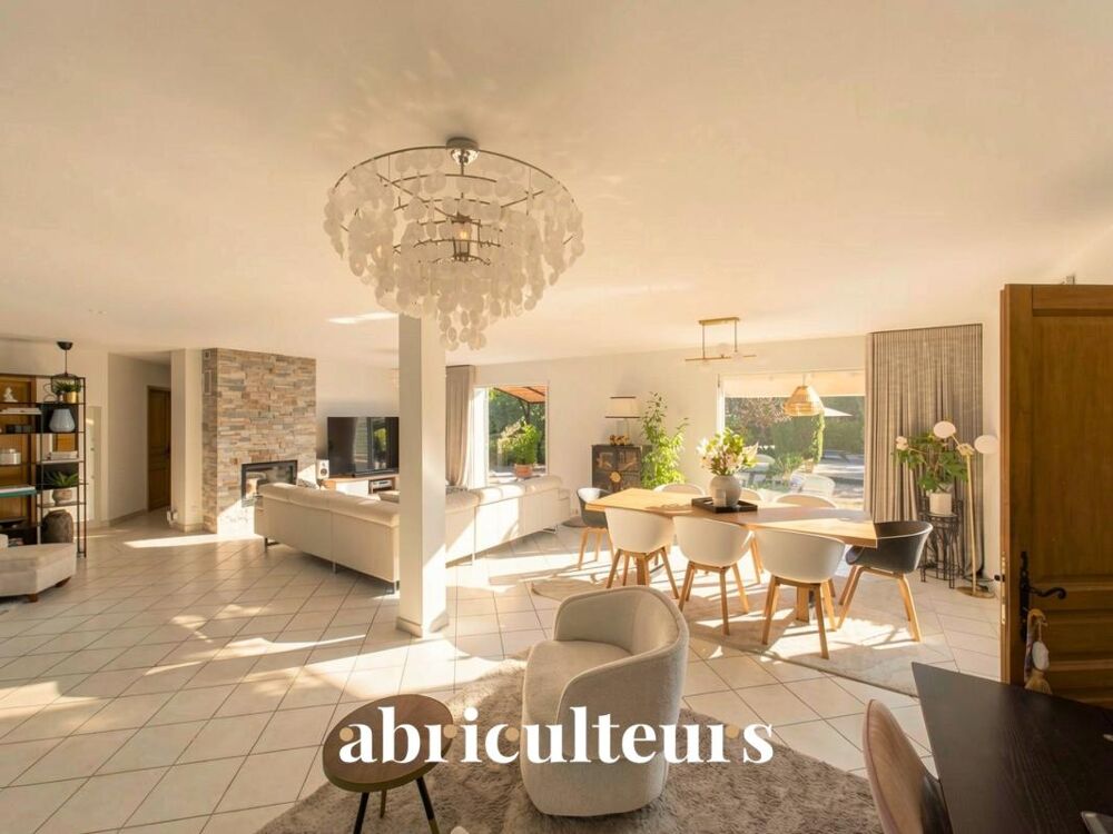 Vente Maison Propriété d'exception avec deux gîtes 4 étoiles à vendre à Aups (83630) Aups