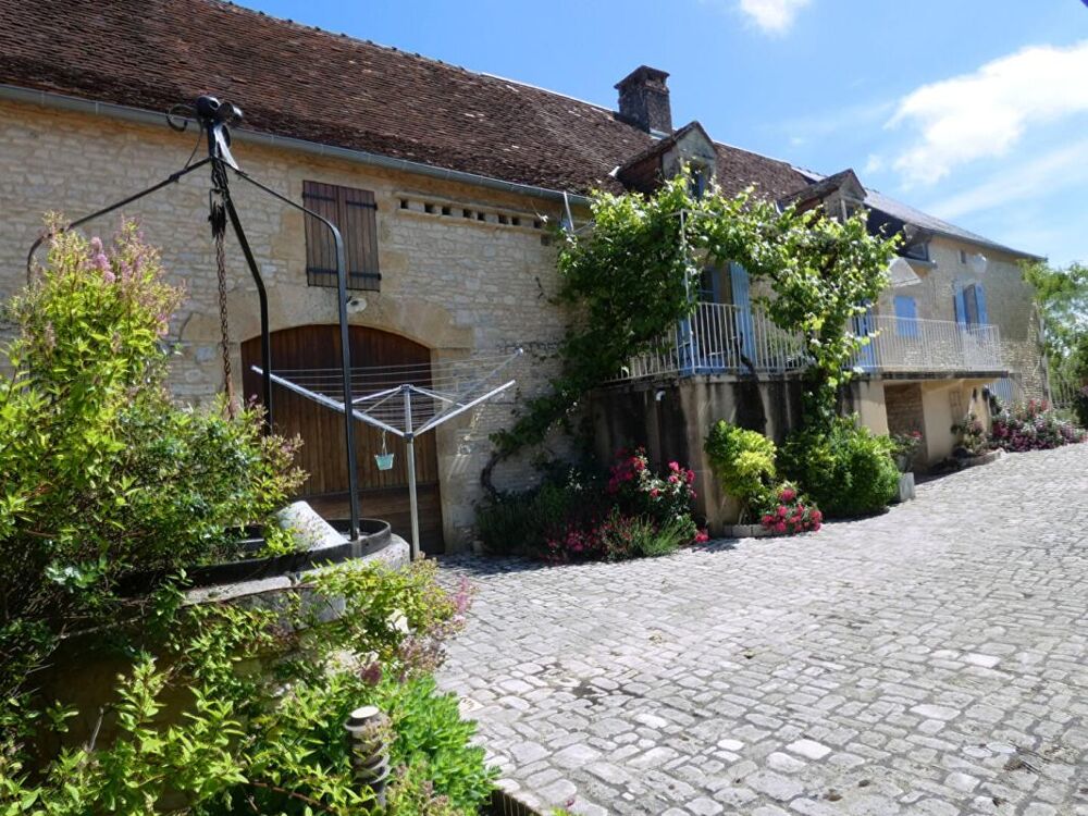 Vente Maison Maison125 m2 / 3 chambres / grange / terrain 4225m² Temple laguyon