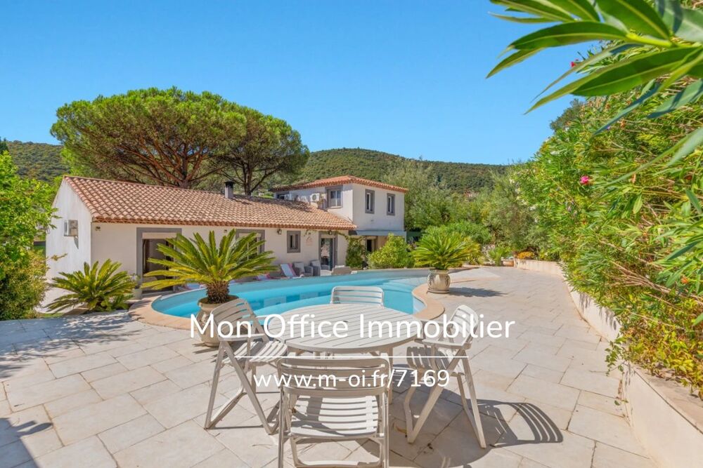 Vente Maison Référence : 7169-LES - VILLA T5 VUE COLLINES EMPLACEMENT CALME À LA CROIX VALMER La croix valmer