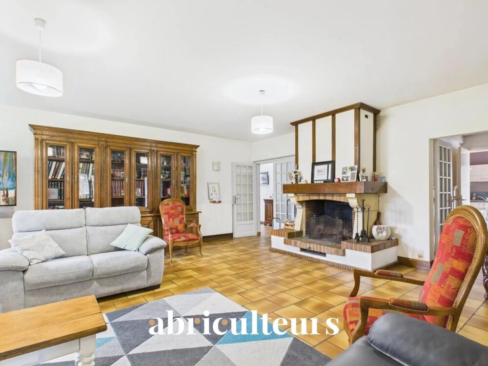 Maison avec parc arboré - 260 m² - en vente au MANS SUD (72230)