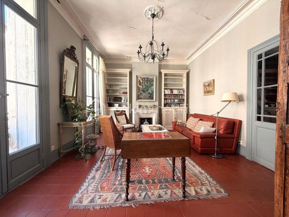 Appartement Haussmannien avec studio