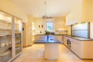  Maison � vendre 7 pi�ces 227 m�