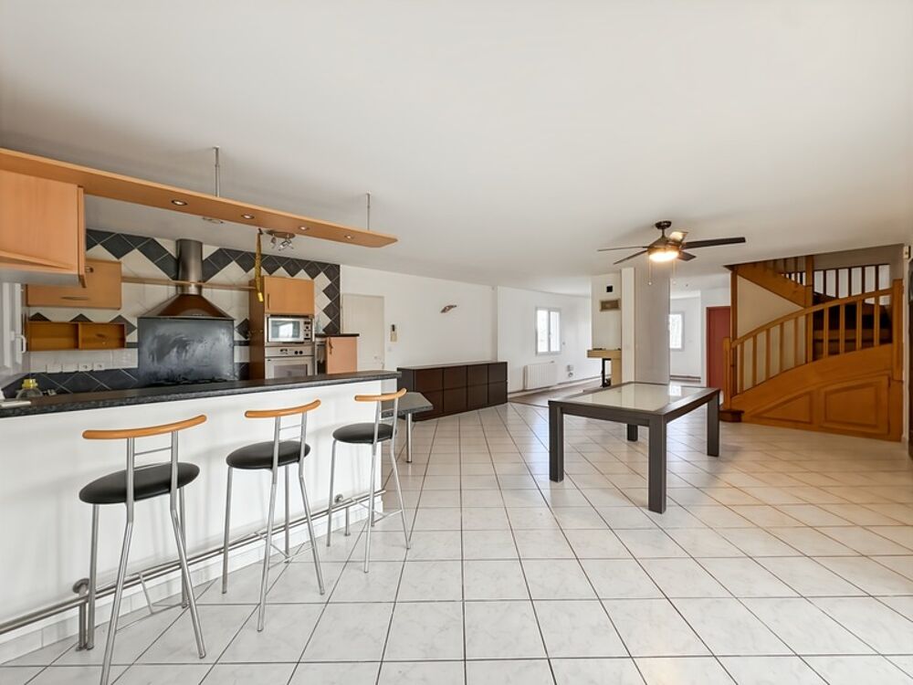 Vente Maison Maison de campagne 5 pièces 190m² à PARLEBOSCQ Parleboscq